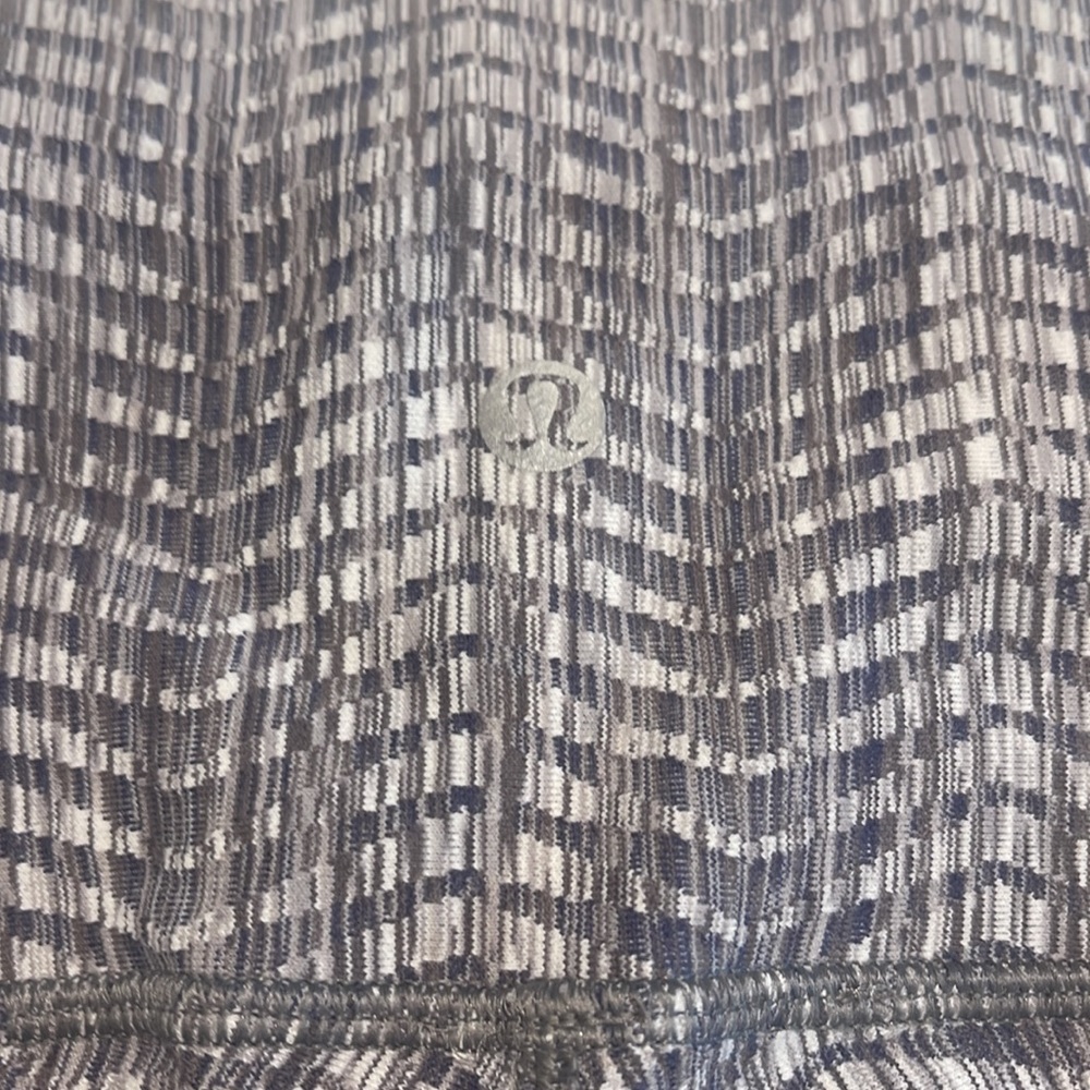 Lululemon Wunder Under Grey Patterned Leggings - image 2